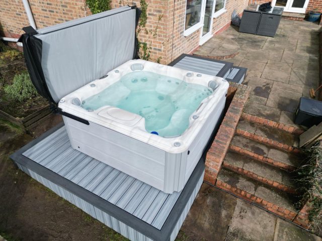 ba4103d5-6006-48bb-8ef5-02c743c2656b ba4103d5-6006-48bb-8ef5-02c743c2656b